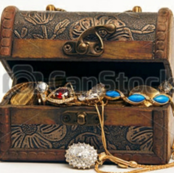 Meet your Posher, Bree - Picture 1 of 1